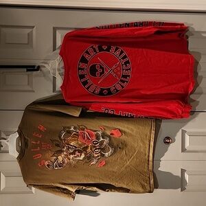 2 Sullen Art XXL tshirts 1 long sleeve one short sleeve.